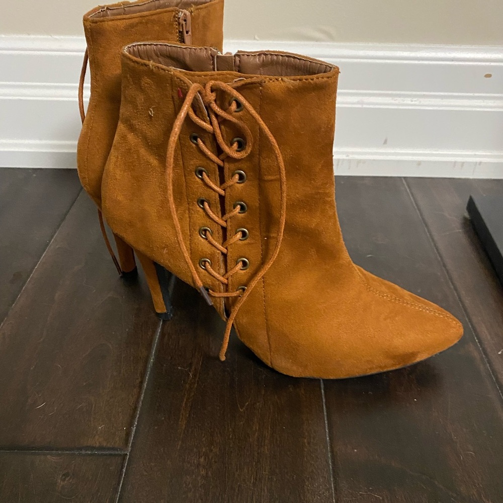 Women's Streetwear Society Brown Ankle Boots Size 10